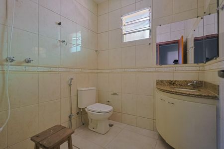 Casa à venda com 450m², 3 quartos e 4 vagasBanheiro