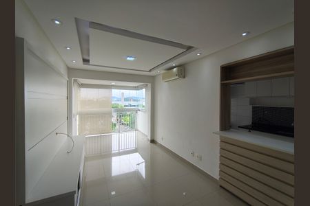 Sala de apartamento à venda com 2 quartos, 63m² em Barra Olímpica, Rio de Janeiro