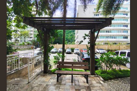 Apartamento à venda com 63m², 2 quartos e 1 vagaÁrea comum