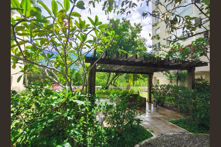 Apartamento à venda com 63m², 2 quartos e 1 vagaÁrea comum