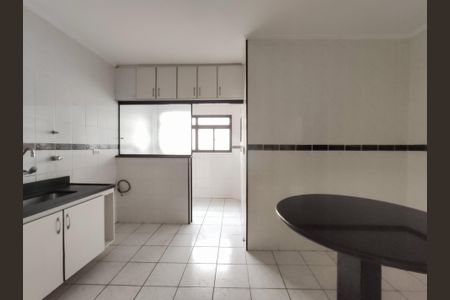 Apartamento para alugar com 115m², 3 quartos e 2 vagas Apartamento para alugar com 115m², 3 quartos e 2 vagasCozinha