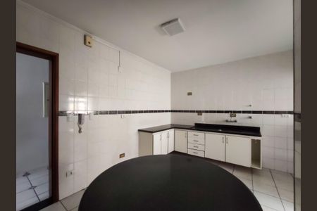 Apartamento para alugar com 115m², 3 quartos e 2 vagas Apartamento para alugar com 115m², 3 quartos e 2 vagasCozinha