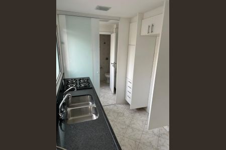 Apartamento à venda com 98m², 2 quartos e 3 vagasFoto 01