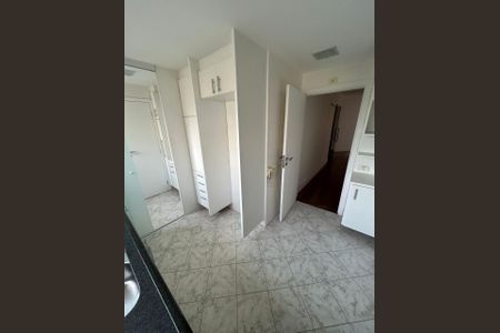 Apartamento à venda com 98m², 2 quartos e 3 vagasFoto 01