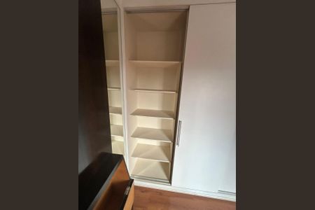 Apartamento à venda com 98m², 2 quartos e 3 vagasFoto 01