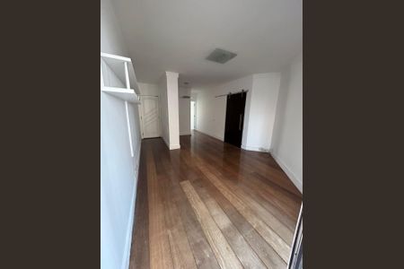 Apartamento à venda com 98m², 2 quartos e 3 vagasFoto 01