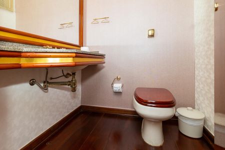 Apartamento à venda com 130m², 3 quartos e 2 vagas Apartamento à venda com 130m², 3 quartos e 2 vagasLavabo