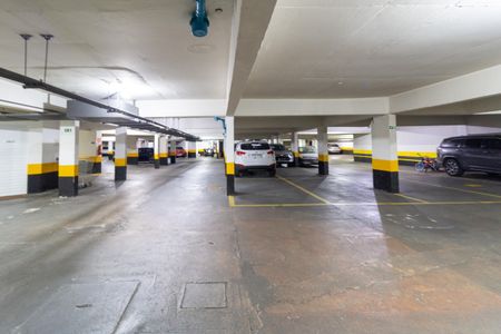 Apartamento à venda com 130m², 3 quartos e 2 vagas Apartamento à venda com 130m², 3 quartos e 2 vagasGaragem