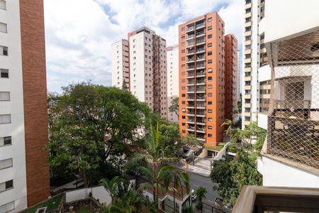 Apartamento à venda com 130m², 3 quartos e 2 vagas Apartamento à venda com 130m², 3 quartos e 2 vagasVista da Sacada da Sala