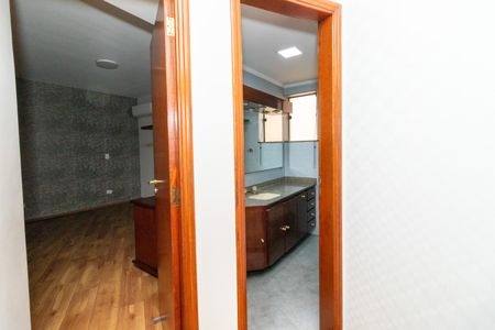 Apartamento à venda com 130m², 3 quartos e 2 vagas Apartamento à venda com 130m², 3 quartos e 2 vagasBanheiro