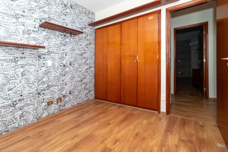 Apartamento à venda com 130m², 3 quartos e 2 vagas Apartamento à venda com 130m², 3 quartos e 2 vagasQuarto 2