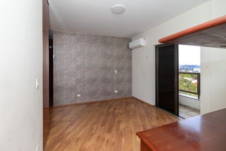 Apartamento à venda com 130m², 3 quartos e 2 vagas Apartamento à venda com 130m², 3 quartos e 2 vagasSuíte