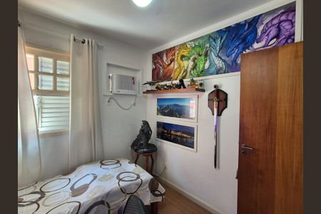 Casa de condomínio à venda com 174m², 4 quartos e 2 vagas Casa de condomínio à venda com 174m², 4 quartos e 2 vagasQuarto 2