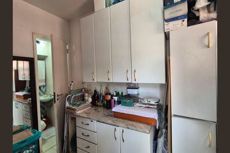 Casa de condomínio à venda com 174m², 4 quartos e 2 vagas Casa de condomínio à venda com 174m², 4 quartos e 2 vagasQuarto de Serviço