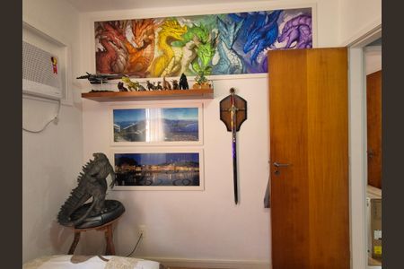 Casa de condomínio à venda com 174m², 4 quartos e 2 vagas Casa de condomínio à venda com 174m², 4 quartos e 2 vagasQuarto 2