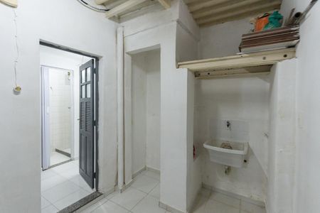 Casa para alugar com 50m², 2 quartos e sem vagaÁrea de Serviço
