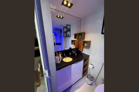 Studio para alugar com 31m², 1 quarto e 1 vaga Studio para alugar com 31m², 1 quarto e 1 vagaBanheiro