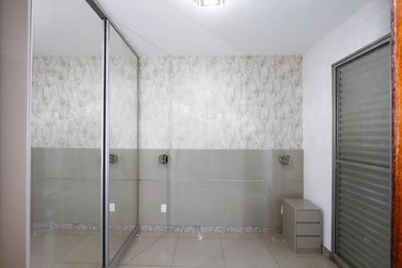Apartamento para alugar com 3 quartos, 140m² em Camargos, Belo Horizonte