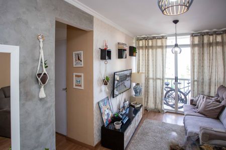 Sala de apartamento para alugar com 2 quartos, 64m² em Taboão, Diadema