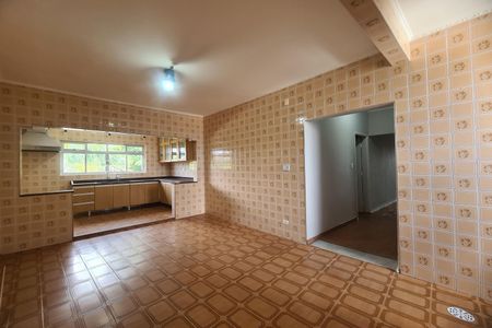 Casa para alugar com 240m², 3 quartos e 2 vagasCozinha