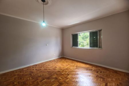Casa para alugar com 240m², 3 quartos e 2 vagasSuíte 