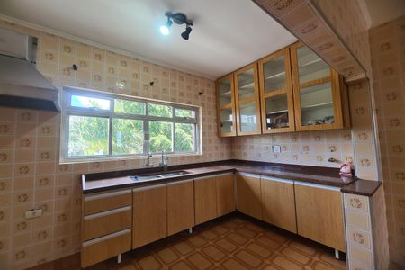 Casa para alugar com 240m², 3 quartos e 2 vagasCozinha