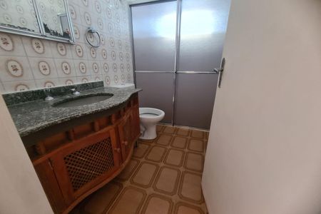 Casa para alugar com 240m², 3 quartos e 2 vagasBanheiro da Suíte
