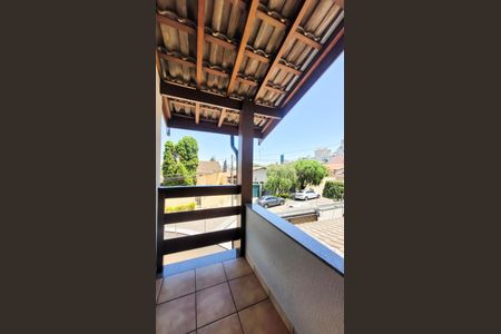 Casa para alugar com 257m², 3 quartos e 4 vagas Casa para alugar com 257m², 3 quartos e 4 vagasVaranda Suite Master