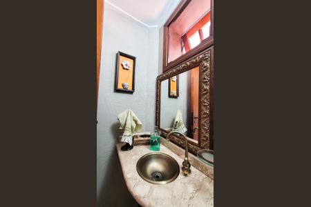 Casa para alugar com 257m², 3 quartos e 4 vagas Casa para alugar com 257m², 3 quartos e 4 vagasLavabo