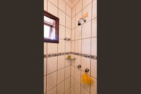 Casa para alugar com 257m², 3 quartos e 4 vagas Casa para alugar com 257m², 3 quartos e 4 vagasBanheiro Suite 1