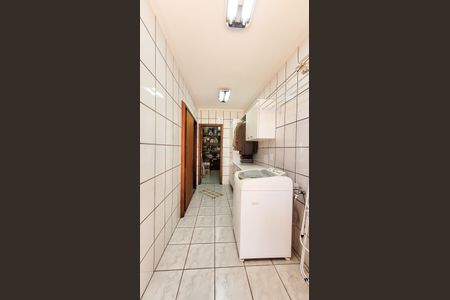 Casa para alugar com 257m², 3 quartos e 4 vagas Casa para alugar com 257m², 3 quartos e 4 vagasLavanderia