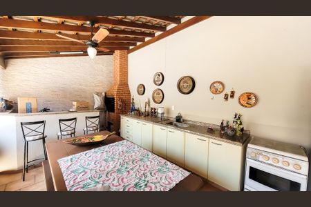 Casa para alugar com 257m², 3 quartos e 4 vagas Casa para alugar com 257m², 3 quartos e 4 vagasÁrea gourmet