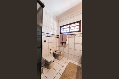 Casa para alugar com 257m², 3 quartos e 4 vagas Casa para alugar com 257m², 3 quartos e 4 vagasBanheiro Suite master