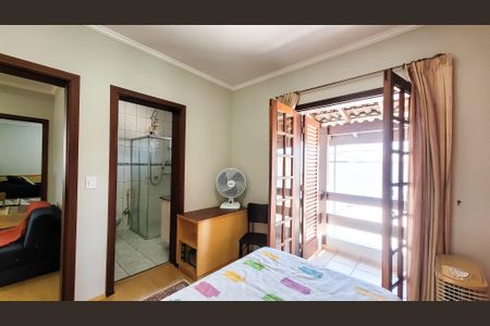 Casa para alugar com 257m², 3 quartos e 4 vagas Casa para alugar com 257m², 3 quartos e 4 vagasSuite 2