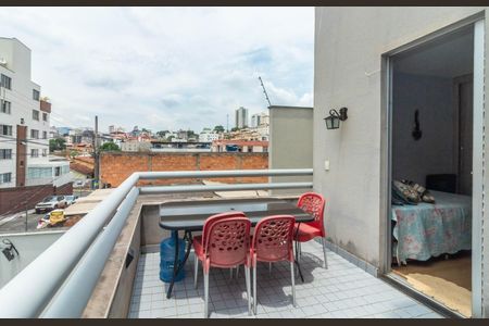 Apartamento à venda com 90m², 2 quartos e 1 vaga