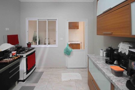 Casa para alugar com 198m², 3 quartos e 2 vagasCozinha