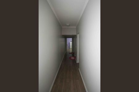 Casa para alugar com 198m², 3 quartos e 2 vagasCorredor