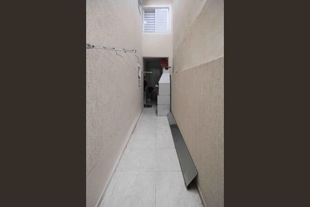 Casa para alugar com 198m², 3 quartos e 2 vagasCorredor