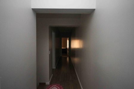 Casa para alugar com 198m², 3 quartos e 2 vagasCorredor