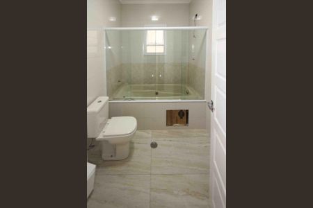 Casa para alugar com 198m², 3 quartos e 2 vagasBanheiro Social