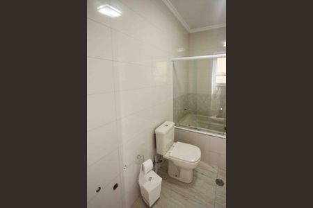 Casa para alugar com 198m², 3 quartos e 2 vagasBanheiro Social