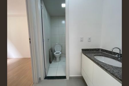 Apartamento para alugar com 42m², 2 quartos e sem vagaBanheiro