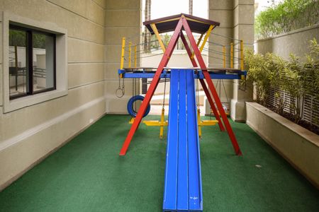 Apartamento à venda com 195m², 4 quartos e 4 vagasÁrea comum