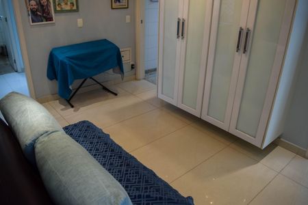 Apartamento à venda com 195m², 4 quartos e 4 vagasQuarto