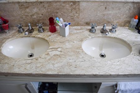 Apartamento à venda com 195m², 4 quartos e 4 vagasBanheiro Suite 2