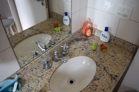 Apartamento à venda com 195m², 4 quartos e 4 vagasBanheiro Suite 3