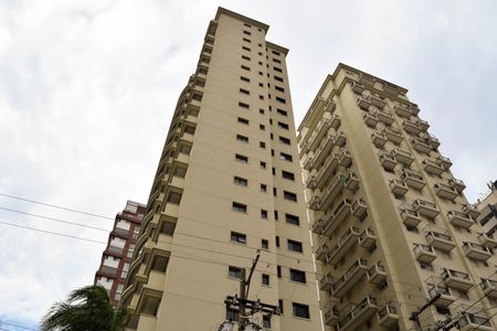 Apartamento à venda com 195m², 4 quartos e 4 vagasFachada