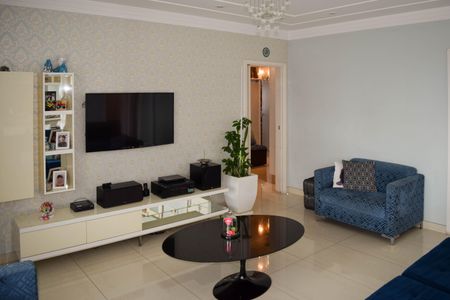 Apartamento à venda com 195m², 4 quartos e 4 vagasSala