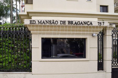 Apartamento à venda com 195m², 4 quartos e 4 vagasFachada