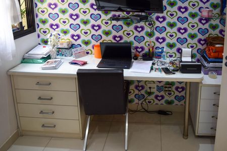 Apartamento à venda com 195m², 4 quartos e 4 vagasSuite 4